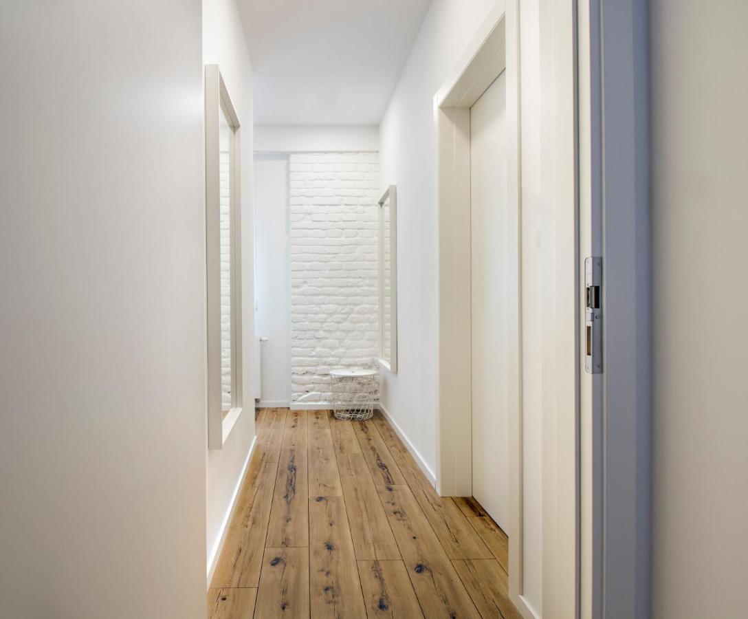 Main Square Modern Apartments Загреб Екстериор снимка